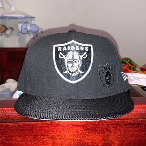 NEW ERA OAKLAND RAIDERS ON FIELD FITTED HAT 7 5/8